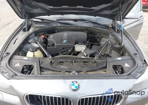 2013 BMW 528I xDrive z USA, uszkodzony, nr VIN WBAXH5C59DDW13368